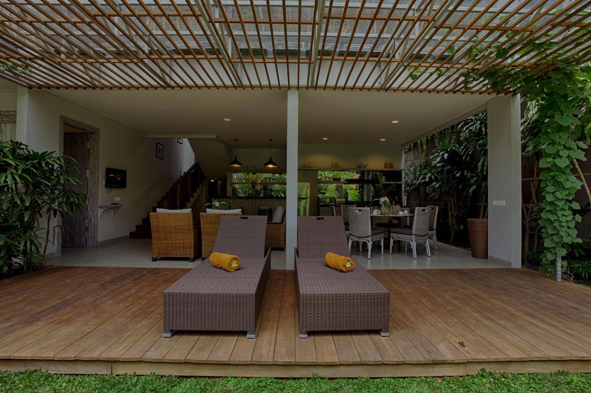 The Poh Jimbaran Villa Exterior photo